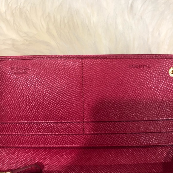 Prada Saffiano Wallet - Picture 6 of 8